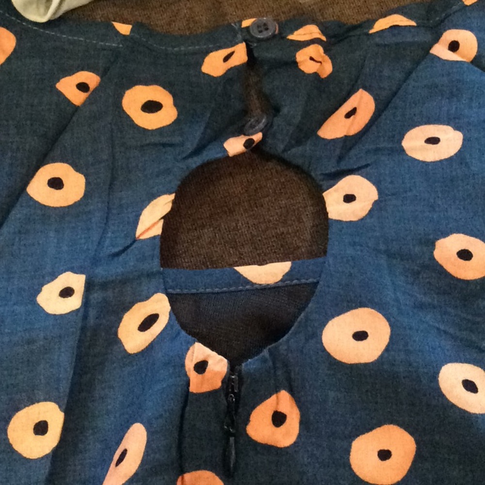 Mini dress - Picture 3 of 6